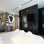 ゲストハウス Luxury - For Gift
