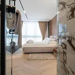 Luxury - For Gift ゲストハウス 4*