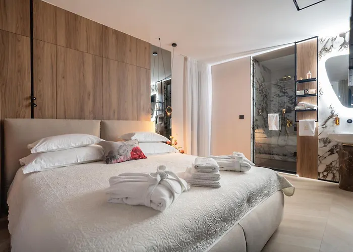 Luxury - For Gift Guest house